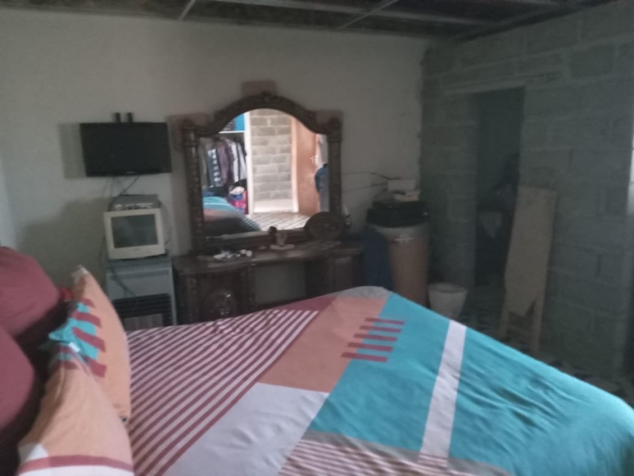 2 Bedroom Property for Sale in Caleb Motsoabi Free State